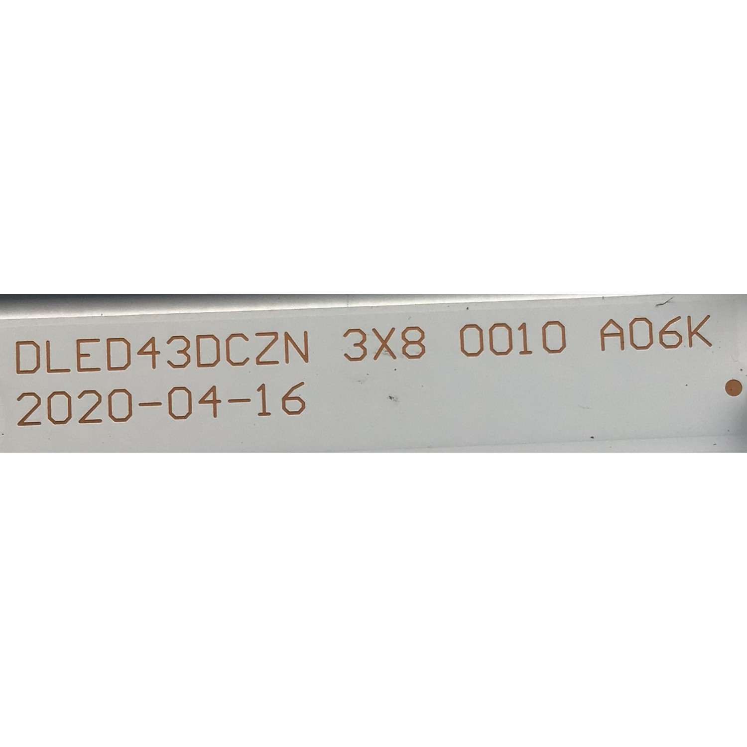 KIT DE LEDS ORIGINAL PARA TV SCEPTRE / QUARONI / 3 PIEZAS / NUMERO DE PARTE DLED43DCZN / DLED43DCZN 3X8 0010 A06K / 1.17.01.0000041-000 / DLED43DCZN 3X8 0003 A06K / MODELO Q43DFHDS8-Q / N43 - Imagen 4